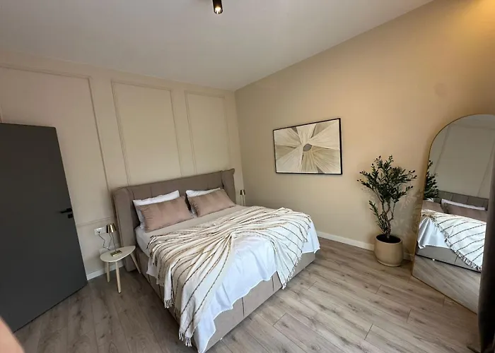 Castleview Suites